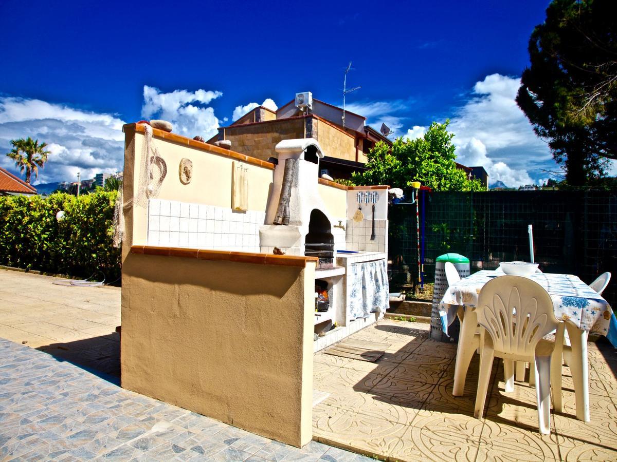 Ischia Apartment Campofelice Di Roccella Exterior foto