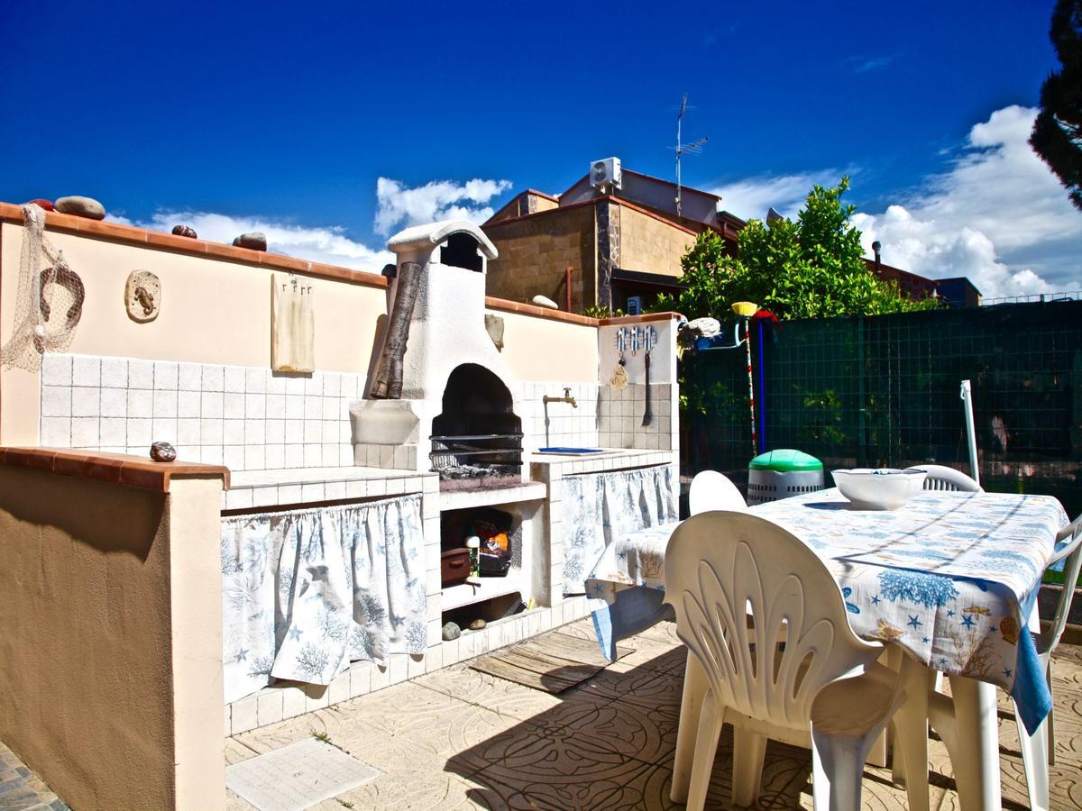 Ischia Apartment Campofelice Di Roccella Exterior foto